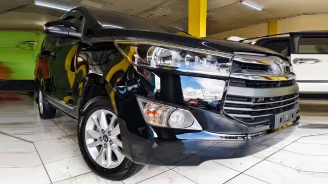 Toyota Kijang Innova diesel bekas