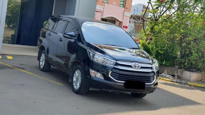 Used Toyota Kijang Innova diesel