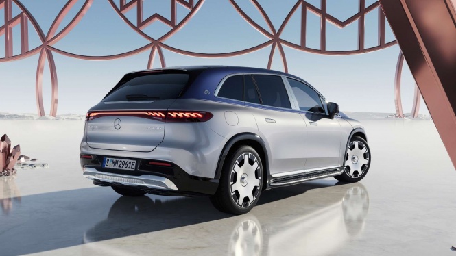 Mercedes-Maybach EQS 680 SUV Debut di RI, Harganya Fantastis