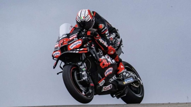 Hasil MotoGP Portugal 2025: Bezzecchi Menang Mudah di Portimao