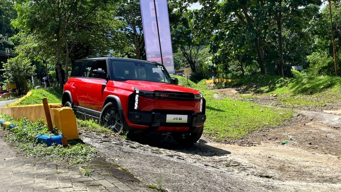 Mobil Listrik J6 Jadi Andalan Chery Menggoda Konsumen di RI