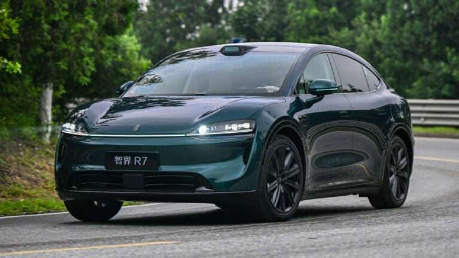Tampang Luxeed R7 yang Terdaftar di RI, EREV Racikan Chery-Huawei