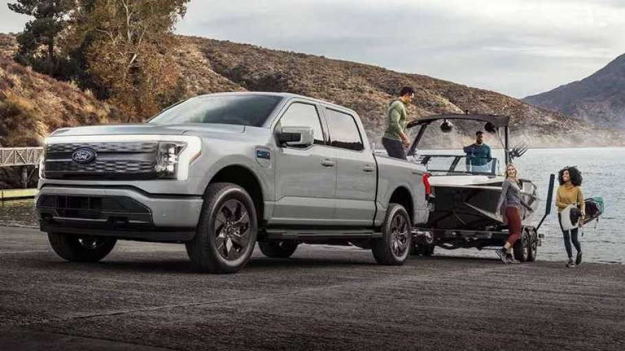 Ford Buka Peluang Pasarkan Mobil Listrik ke Konsumen Indonesia