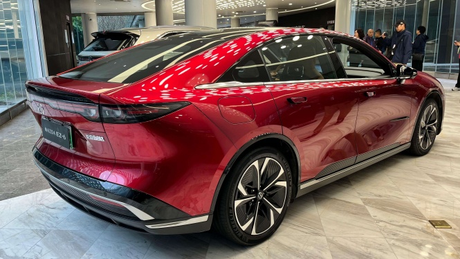 Mazda Siap Boyong EZ-6 Kembaran Deepal LO7, Changan Buka Suara