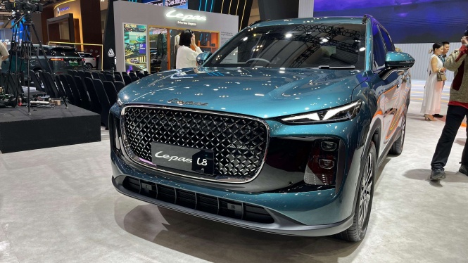 Pre Book Lepas L8 Dibuka di GIIAS 2025, Mulai Rp 500 Jutaan