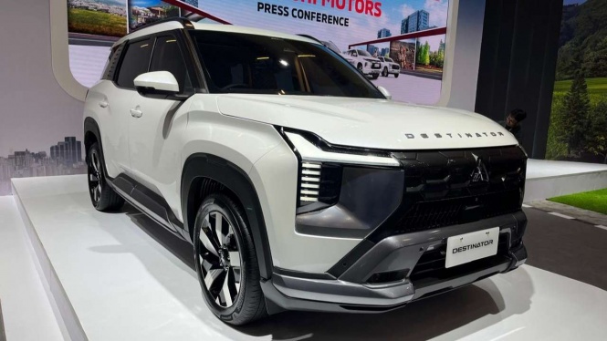 Mitsubishi's 55-Year Celebration Continues at GJAW 2025