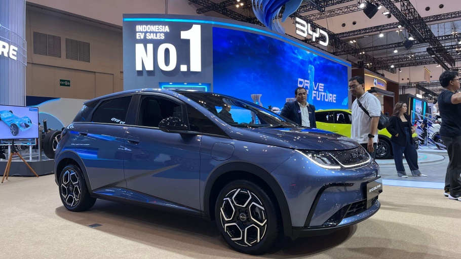 Insentif Otomotif Bakal Ditiadakan di 2026, Harga EV Bisa Naik