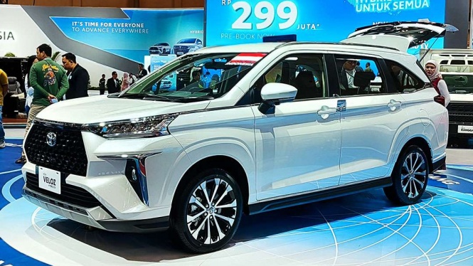 Toyota Veloz Hybrid