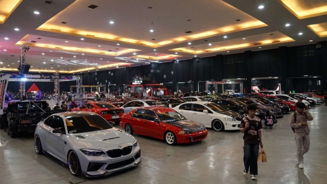 100 Mobil Ramaikan Blackauto Battle The Final 2025 di Yogyakarta