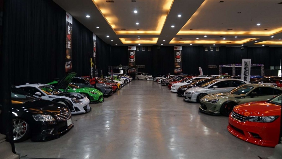 100 Mobil Ramaikan Blackauto Battle The Final 2025 di Yogyakarta