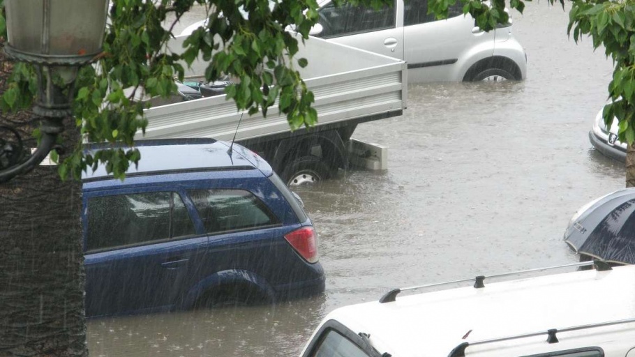 Daihatsu Akan Bantu Konsumen Terdampak Banjir Sumatera