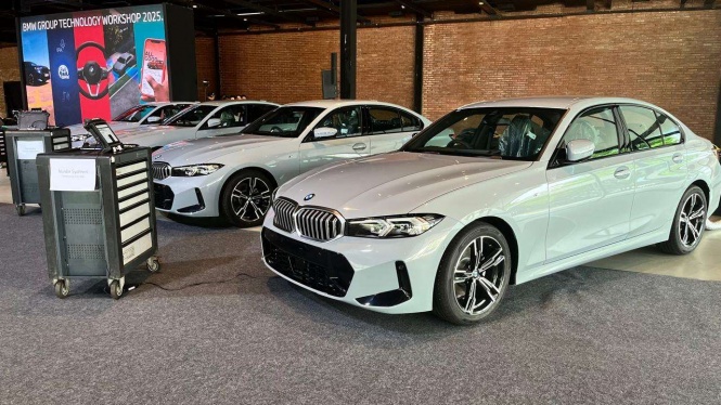 Penjualan Mobil Mewah, BMW