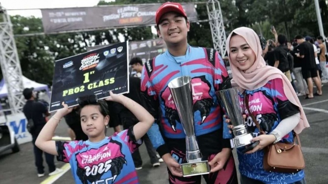Ahmad Rofbell Sukses Sabet Dua Gelar Bergengsi di Drift Nasional