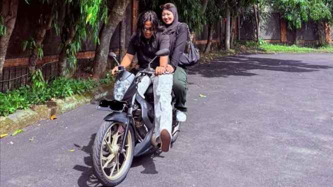 Isi Garasi Praz Teguh yang Beri Bantuan Korban Banjir Sumatera