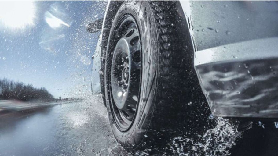 Berkendara saat cuaca buruk