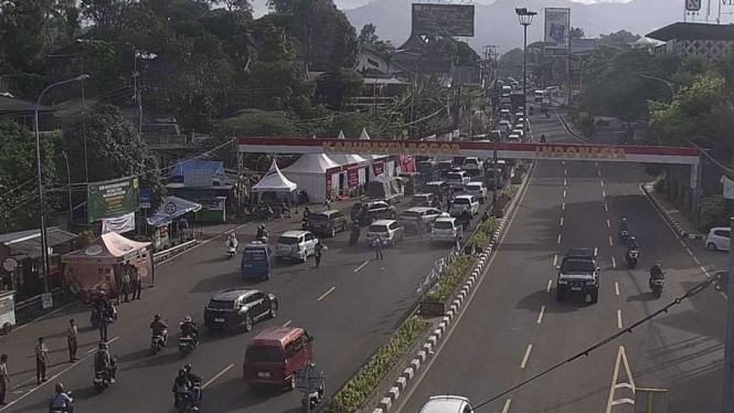Puncak traffic