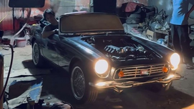 Koleksi kendaraan Dikta Wicaksono