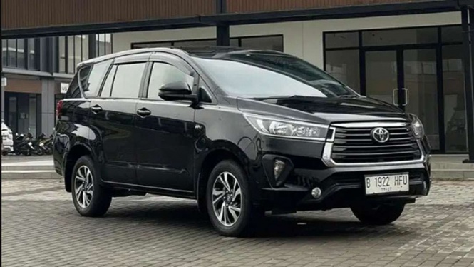 Toyota Kijang Innova