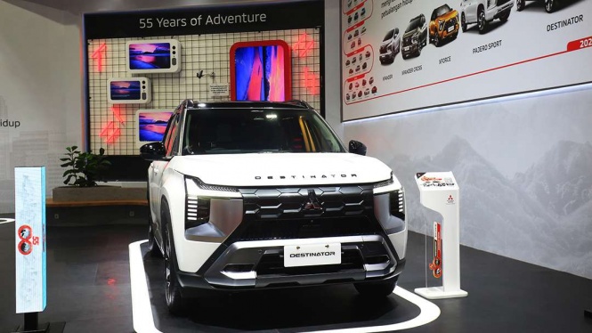 Mitsubishi Destinator