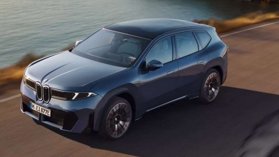 BMW iX3 Siap Debut di GIIAS 2026, Dijual Terbatas