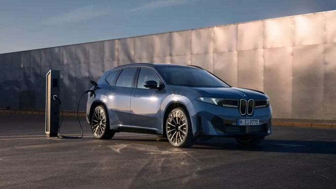 BMW iX3 Siap Debut di GIIAS 2026, Dijual Terbatas