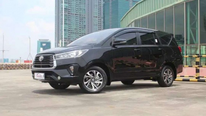 Toyota Kijang Innova diesel bekas