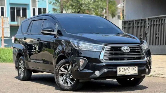 Toyota Kijang Innova diesel bekas