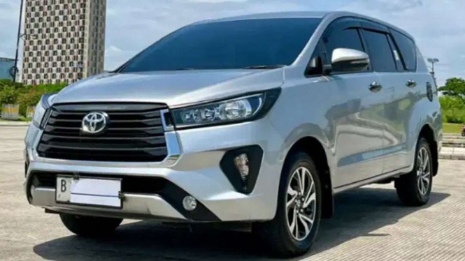 Toyota Kijang Innova diesel bekas