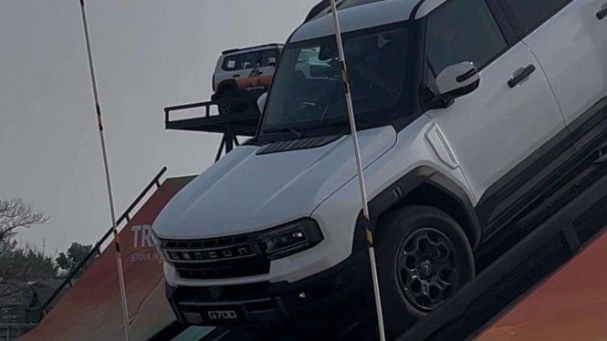 Jetour G700