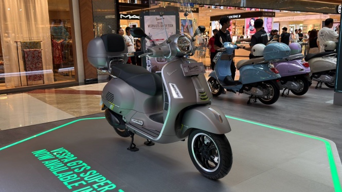 Vespa GTS 250 Super Tech