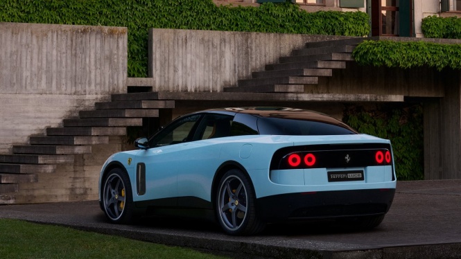 Ferrari Luce 