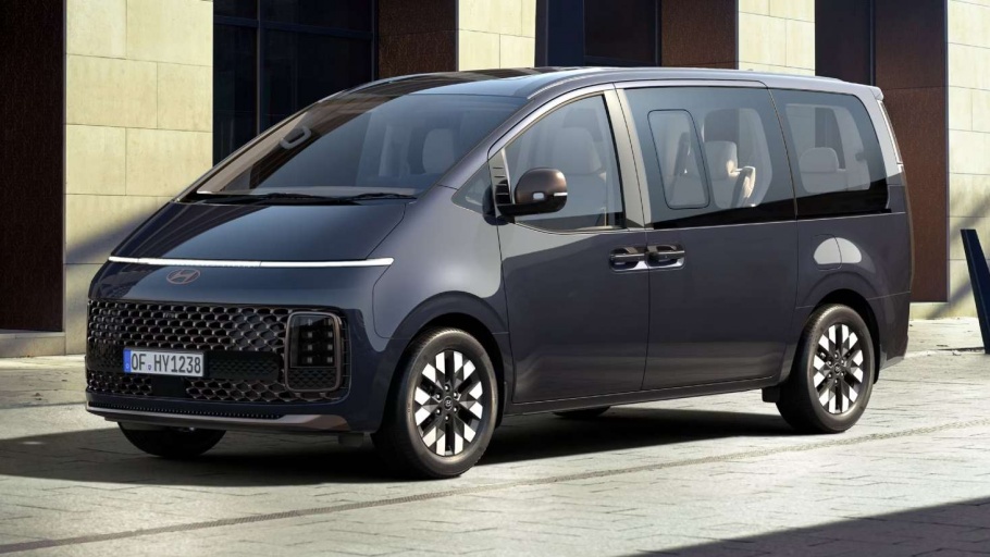 Hyundai Staria Hybrid Terdaftar, Incar Pasar MPV yang Tumbuh