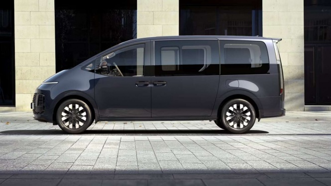 Hyundai Staria Hybrid Terdaftar, Incar Pasar MPV yang Tumbuh