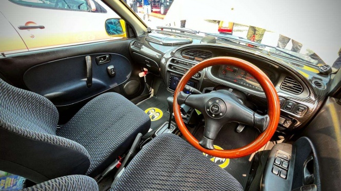 Daihatsu Ceria JDM