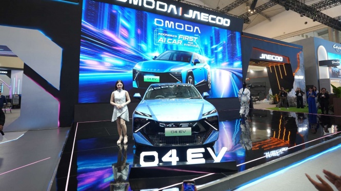 Omoda O4