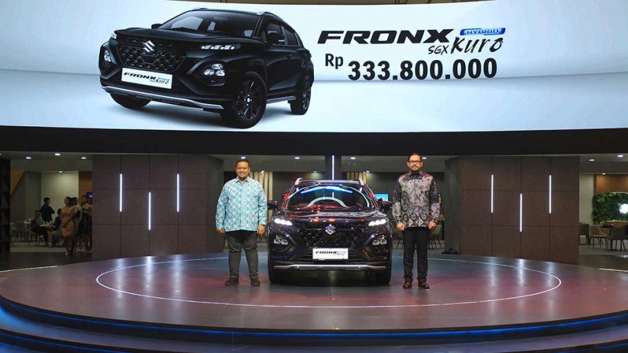 Suzuki Fronx SGX Hybrid Kuro