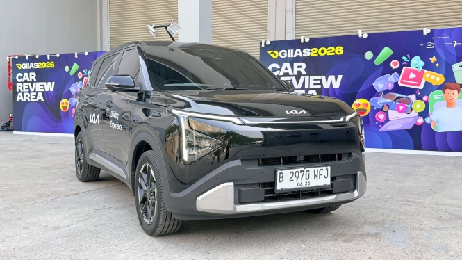 All new Kia Carens