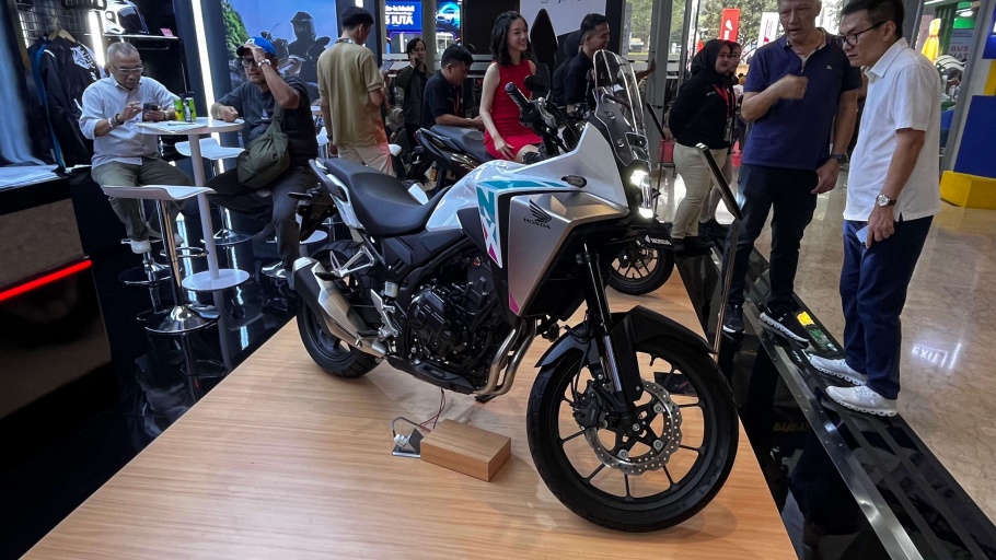 Honda NX500