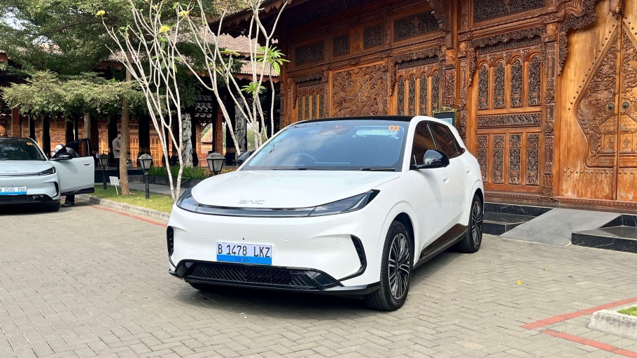 BAIC T1