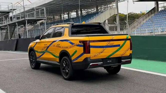 BYD Mako PHEV