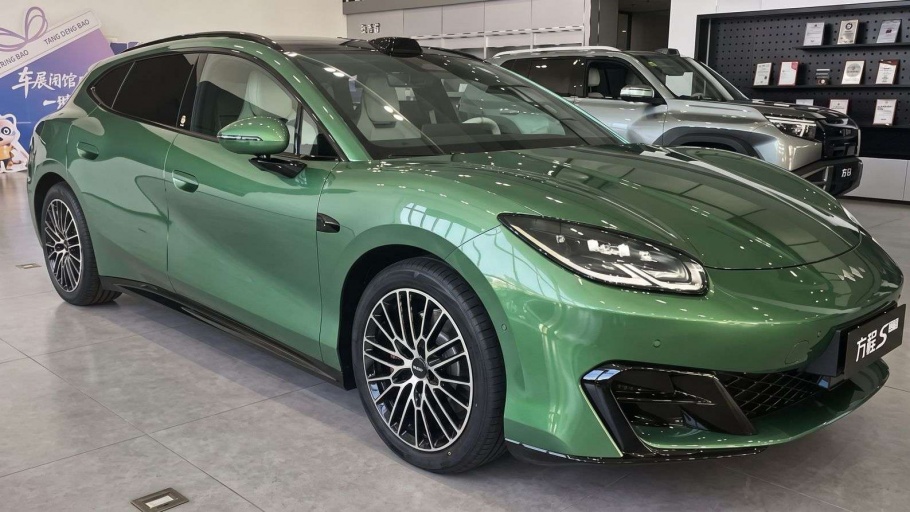 BYD Formula S GT