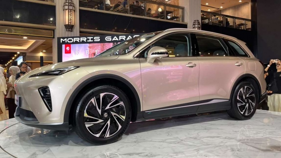 MG S6 EV