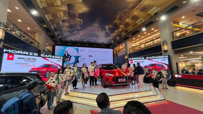 100 Unit MG ZS Hybrid+ Diserahkan ke Konsumen