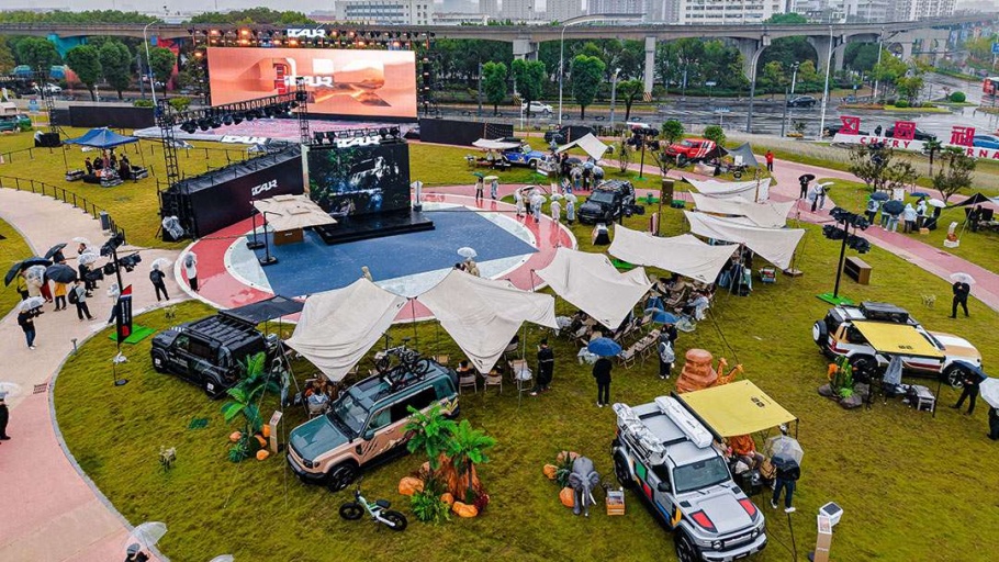Uniknya Modifikasi V23 dan V27 di iCar Mod Fest 2026